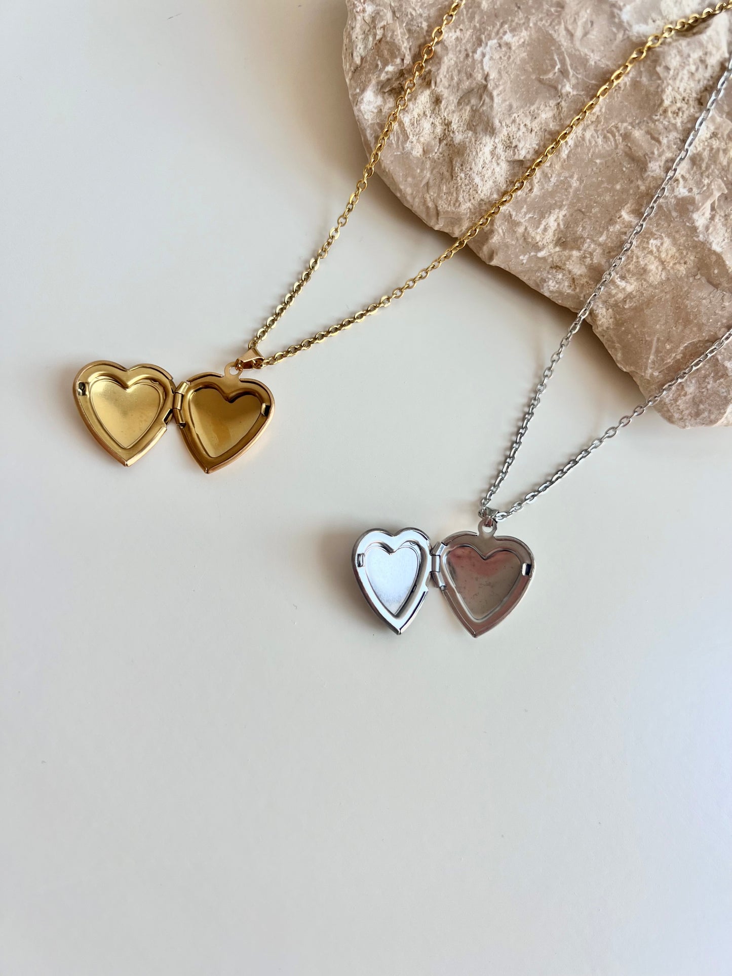 Locket necklace