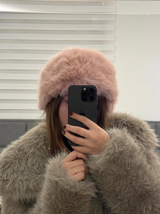 Russian hat (pink)