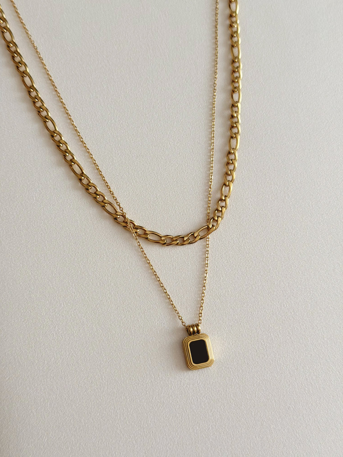 Double chain black stone necklace