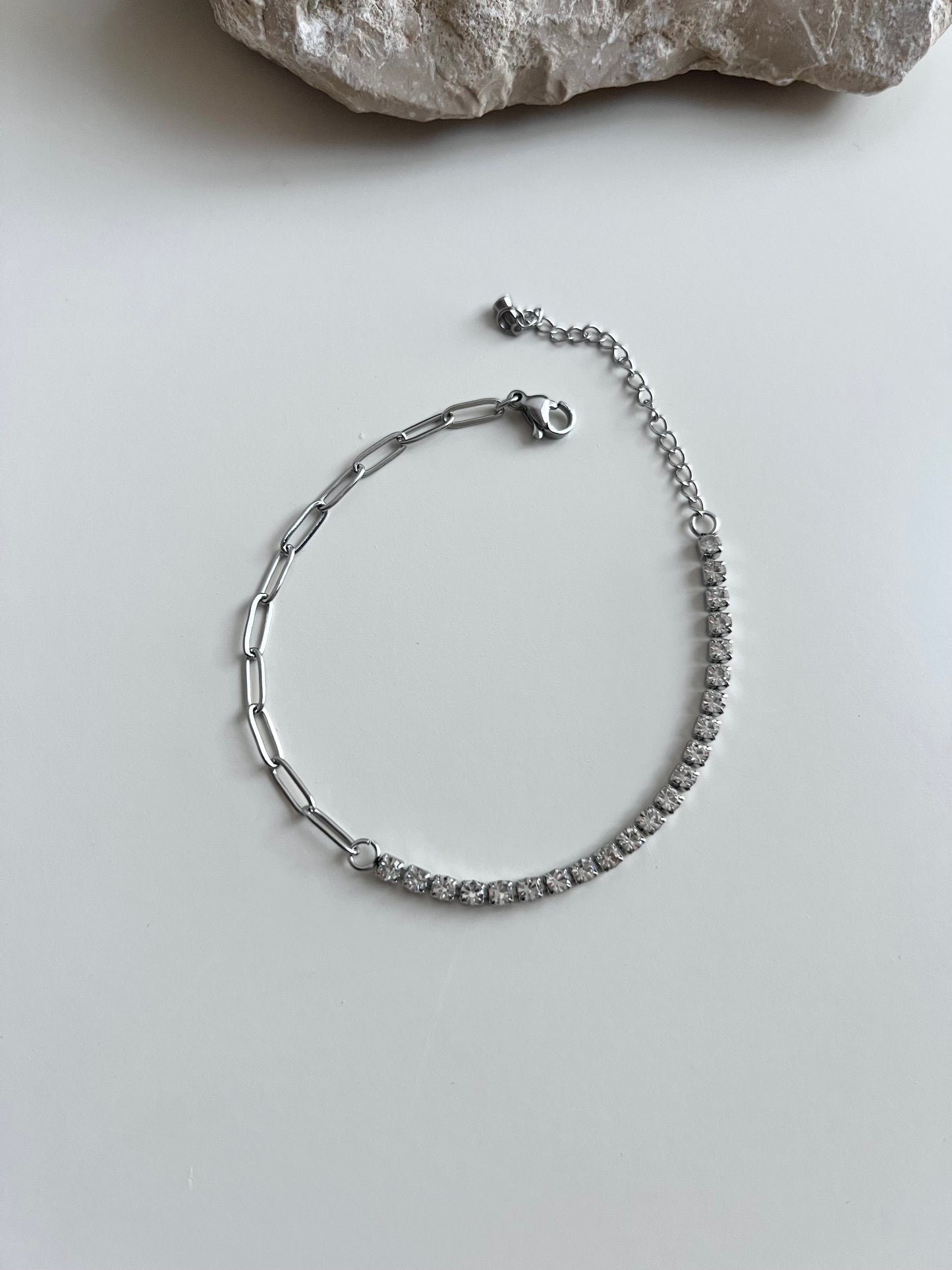 Tennis chain bracelet