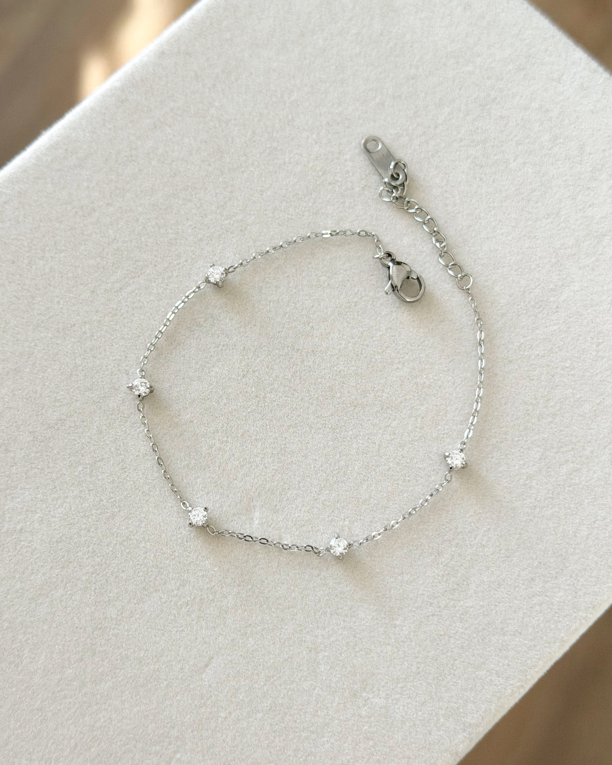 Minimalist stones silver bracelet