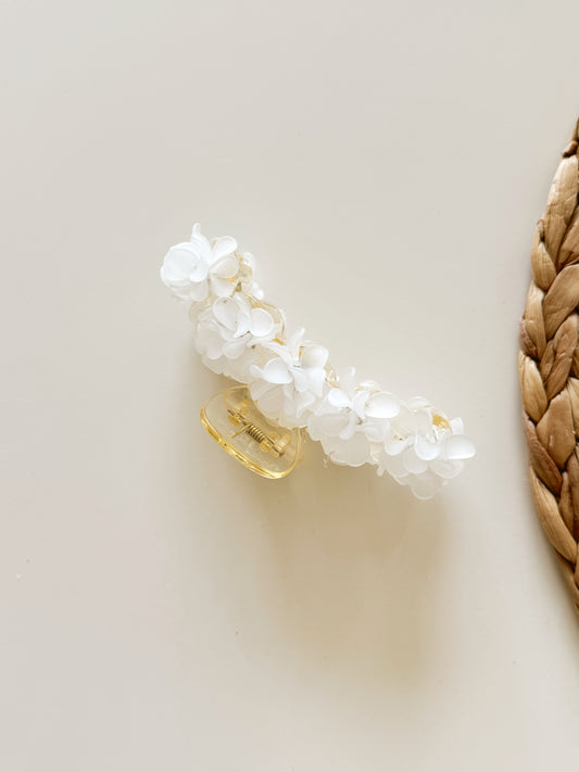 White flowers hair clip