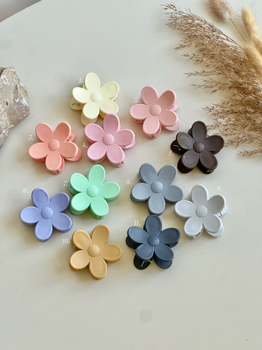 Flower clips