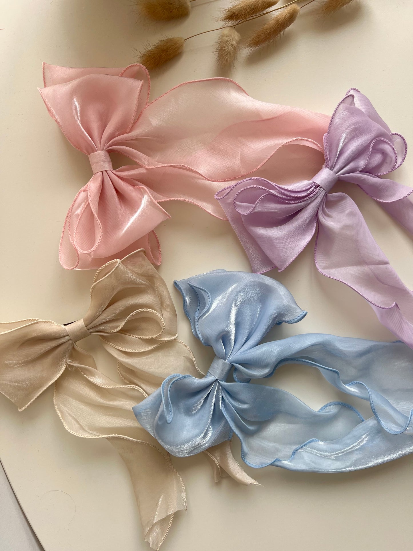 Bow hair clips