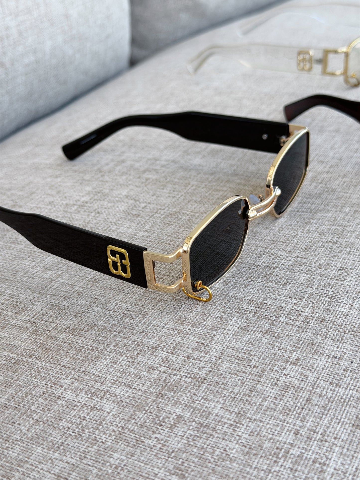 GM sunglasses
