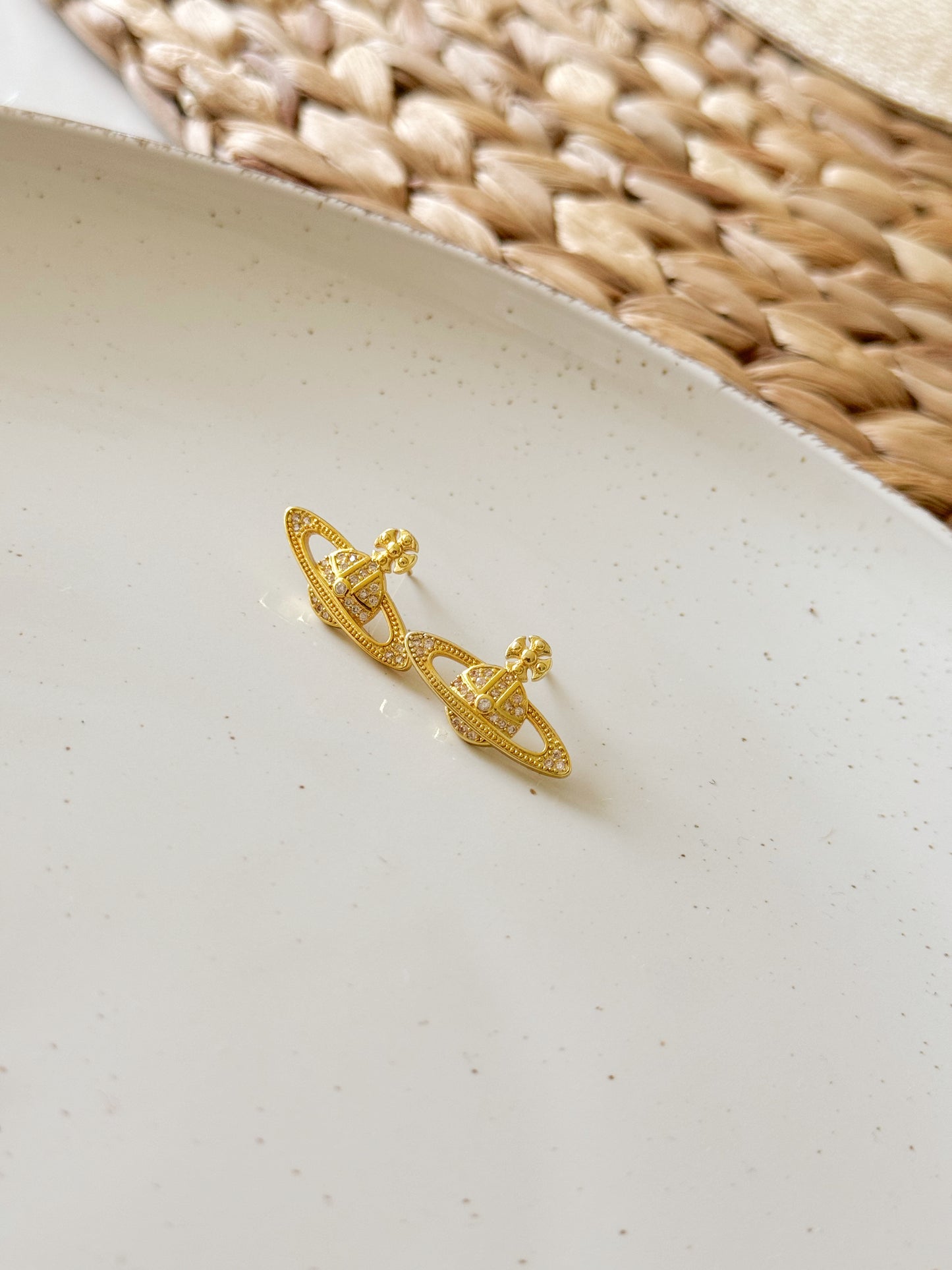 Vivienne Westwood earrings gold