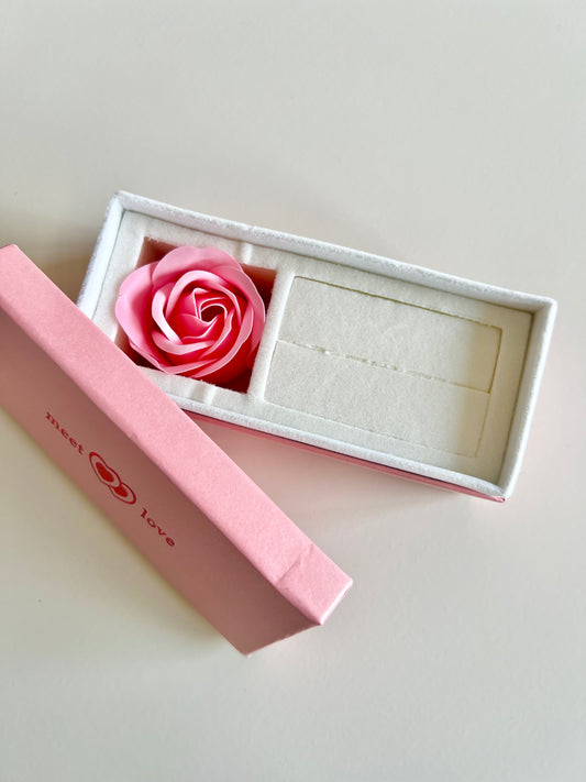 Rose box for packaging