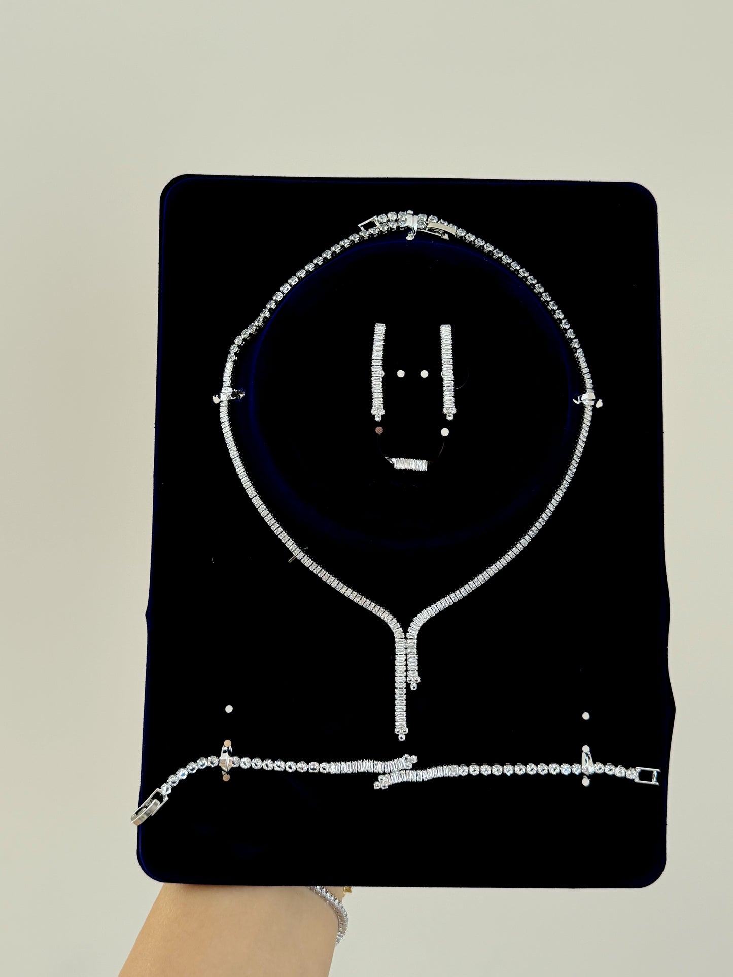 Silver sparking tennis set