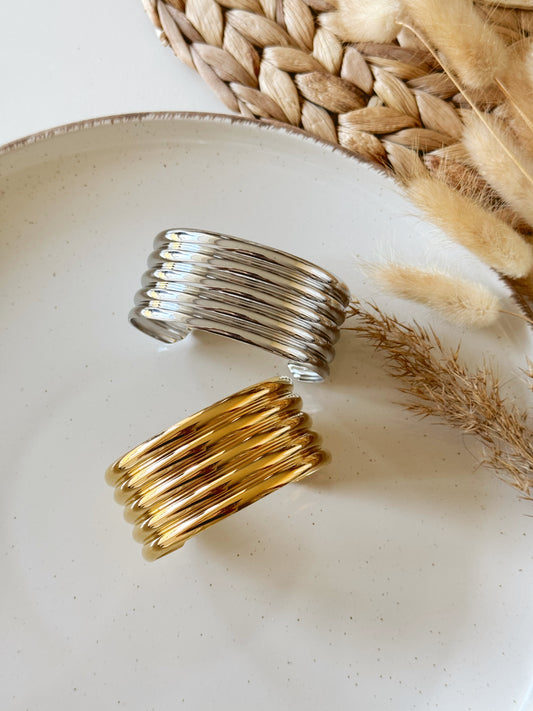 Hand cuff bracelet gold and silver lines