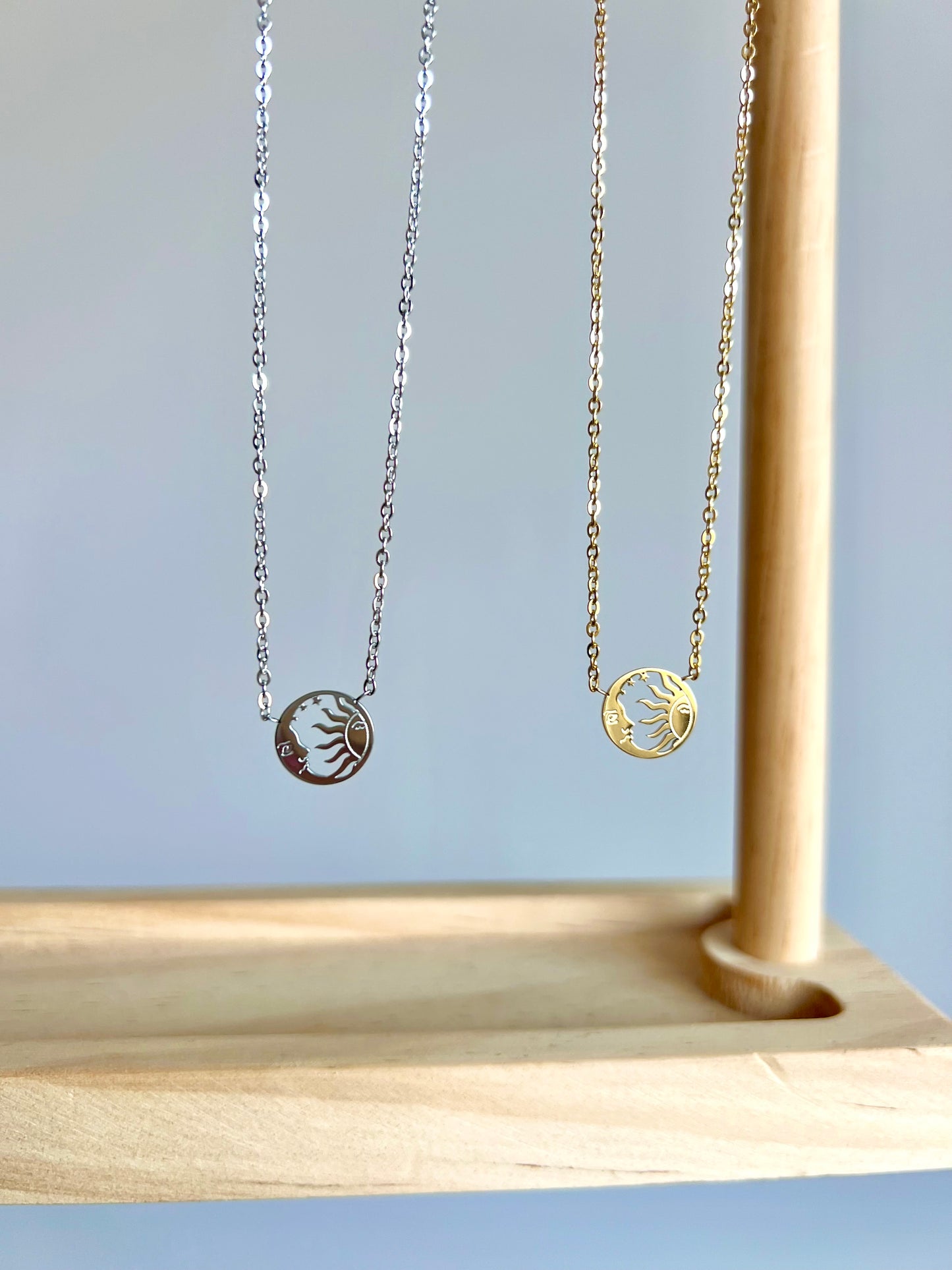 Moon & sun minimal necklace