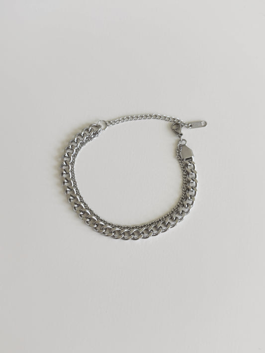 Double chain bracelet