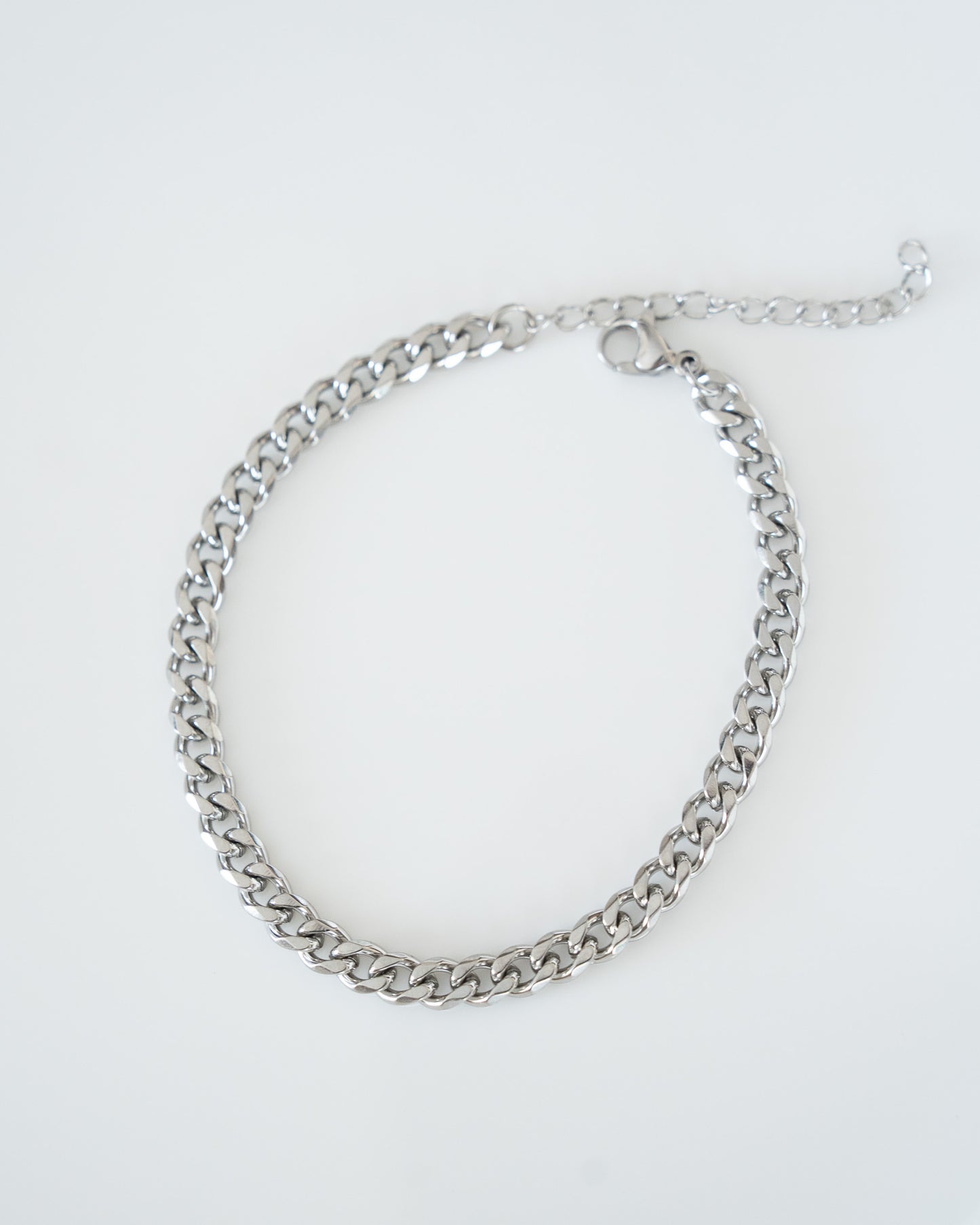 Thin silver bracelet for men / unisex