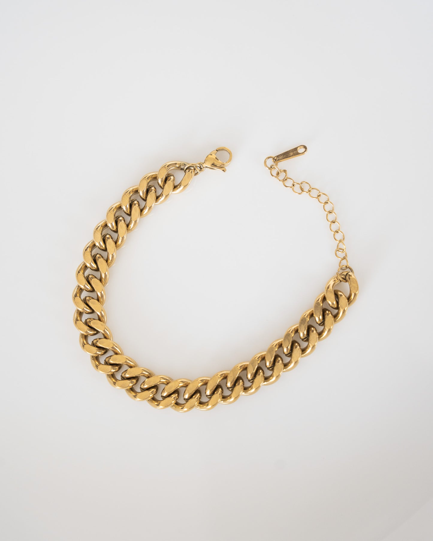 Bold gold bracelet for men / unisex