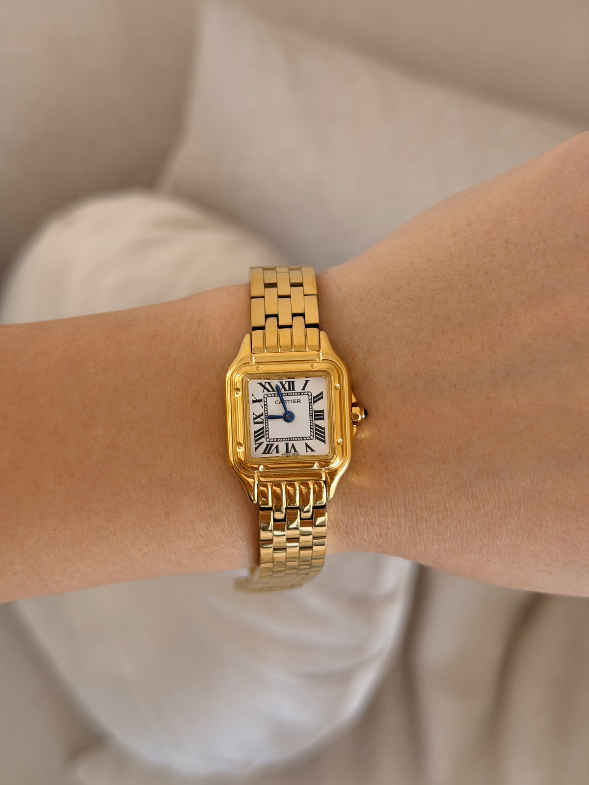 Gold Cartier watch PREMIUM