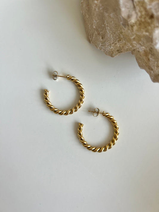 Twisted hoops