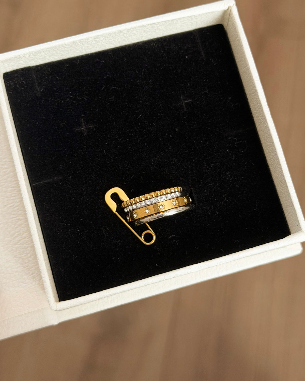 4 in 1 ring