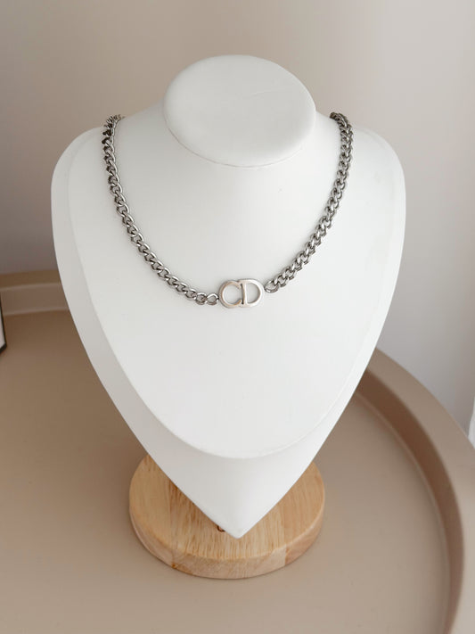CD Christian Dior necklace silver