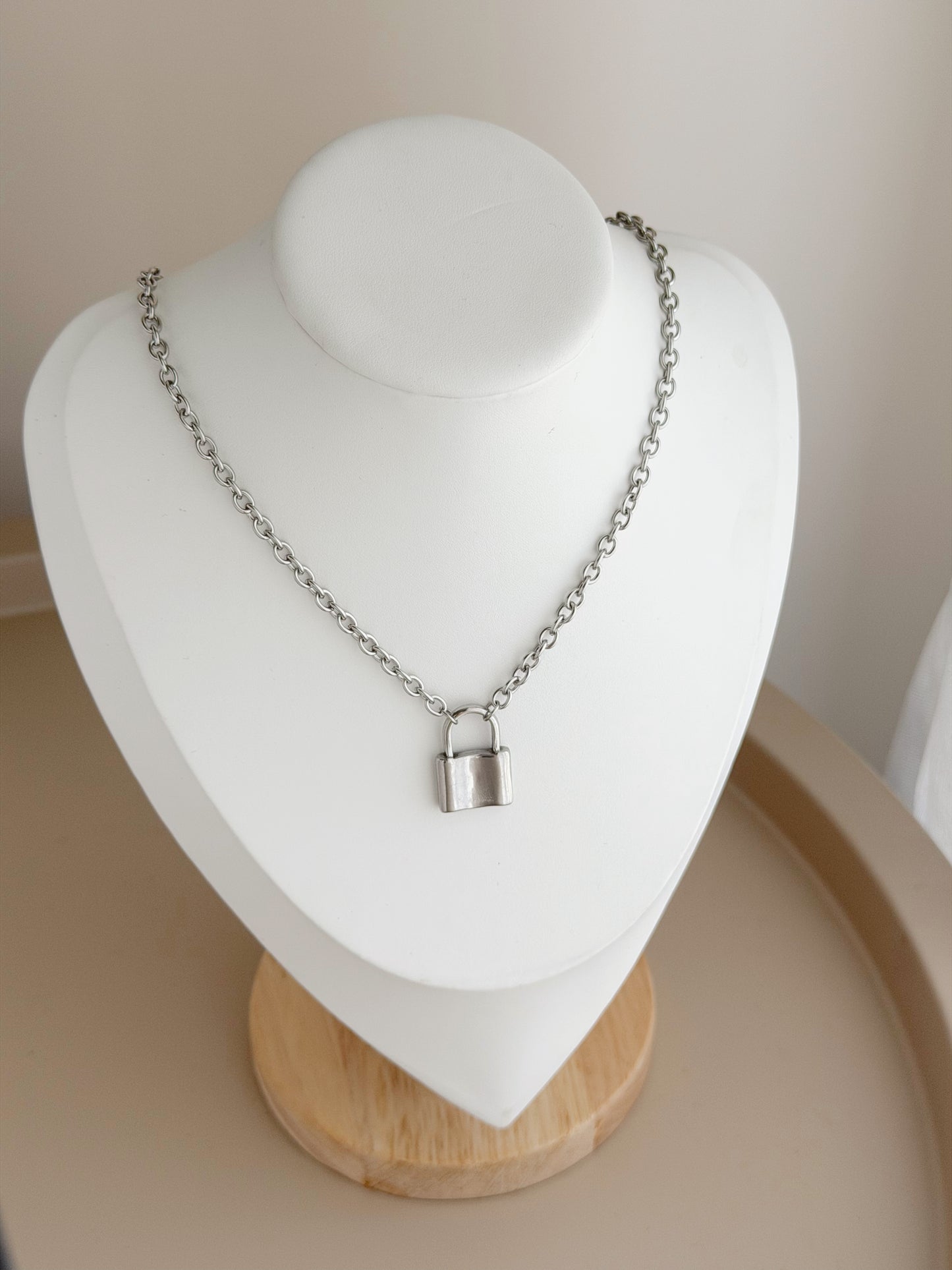 Silver Lock necklace
