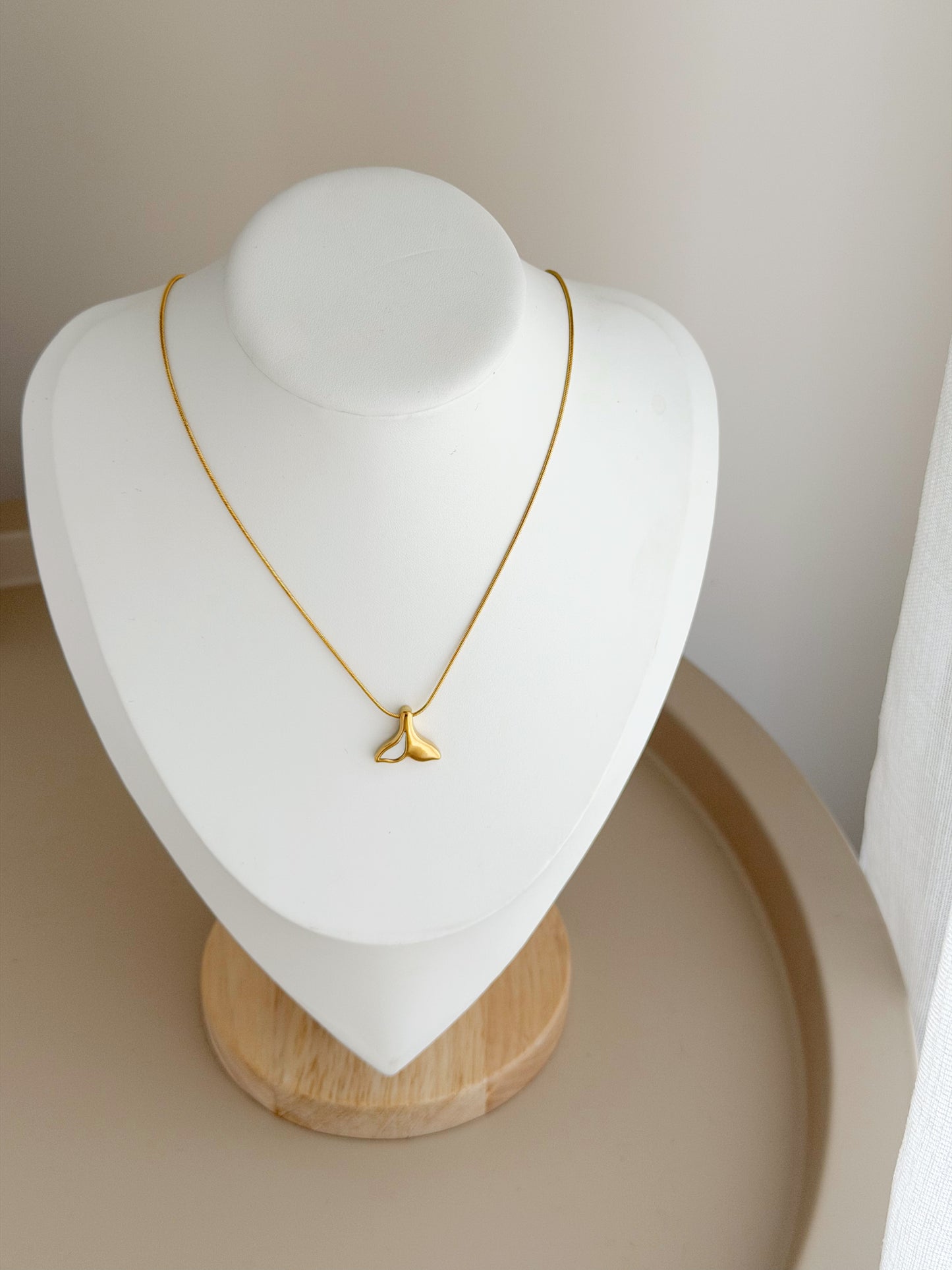 Mermaid tail necklace