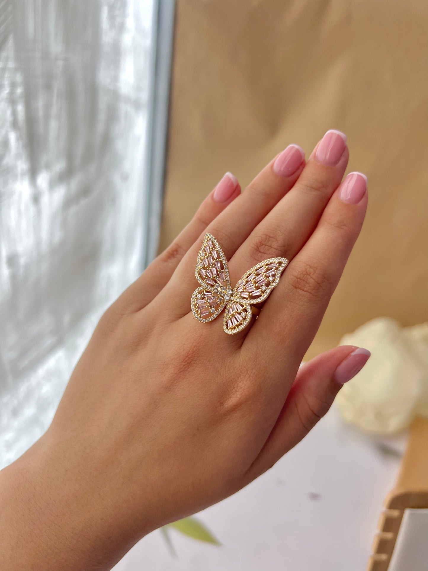 Butterfly ring