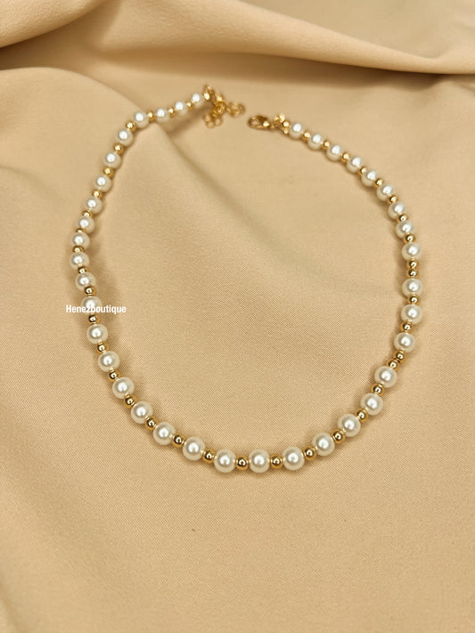 Pearl beads necklace